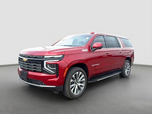 Used 2025 Chevrolet Suburban High Country w/ Sun And Tow Package AWD/4WD image 1