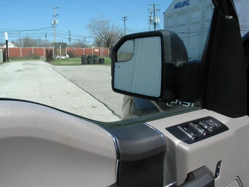 Used 2017 Ford F150 XLT w/ Equipment Group 302A Luxury image 50