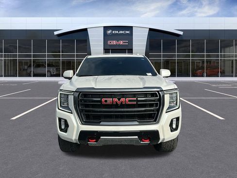 Used 2023 GMC Yukon AT4 w/ AT4 Premium Plus Package image 9