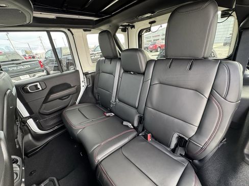 New 2026 Jeep Wrangler Unlimited Rubicon image 12