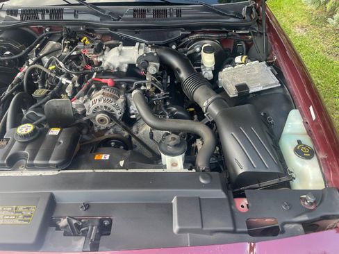 Used 2008 Ford Crown Victoria Police Interceptor image 17