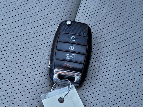 Used 2020 Kia Sportage S w/ S Sunroof Package image 30