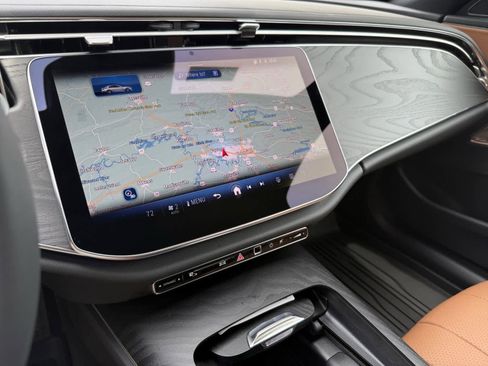 New 2026 Mercedes-Benz E 450 4MATIC Sedan image 20