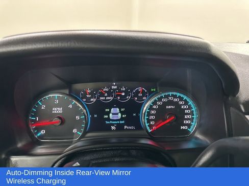 Used 2019 Chevrolet Suburban Premier image 40