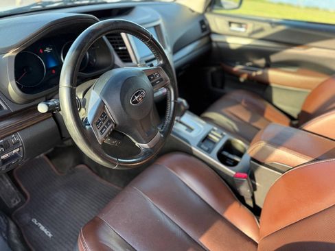 Used 2013 Subaru Outback 2.5i Limited AWD/4WD image 9