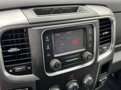 Used 2023 RAM 1500 Classic SLT image 18