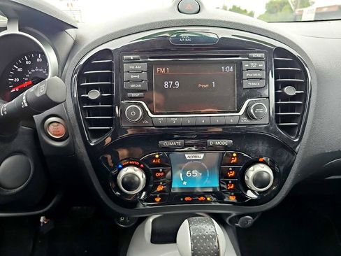Used 2017 Nissan Juke SV image 27