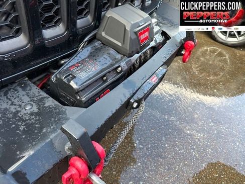 Used 2020 Jeep Gladiator Rubicon AWD/4WD image 2