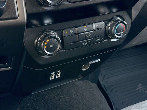 Used 2019 Ford F150 XLT image 19