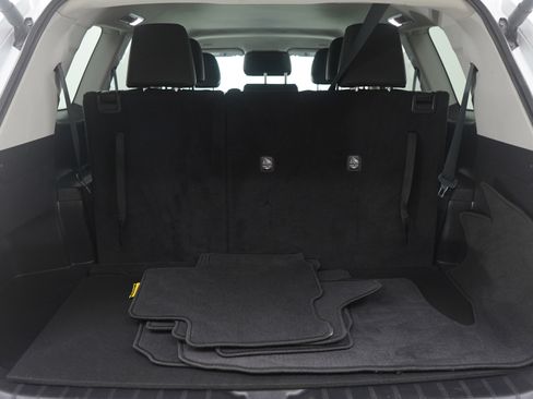 Used 2024 Toyota Grand Highlander XLE image 11