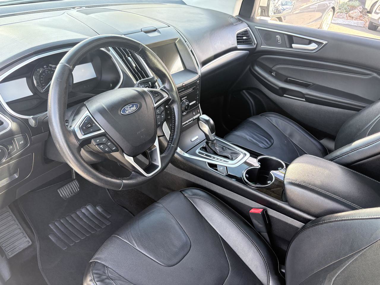 Used 2016 Ford Edge Titanium w/ Equipment Group 301A AWD/4WD image 6