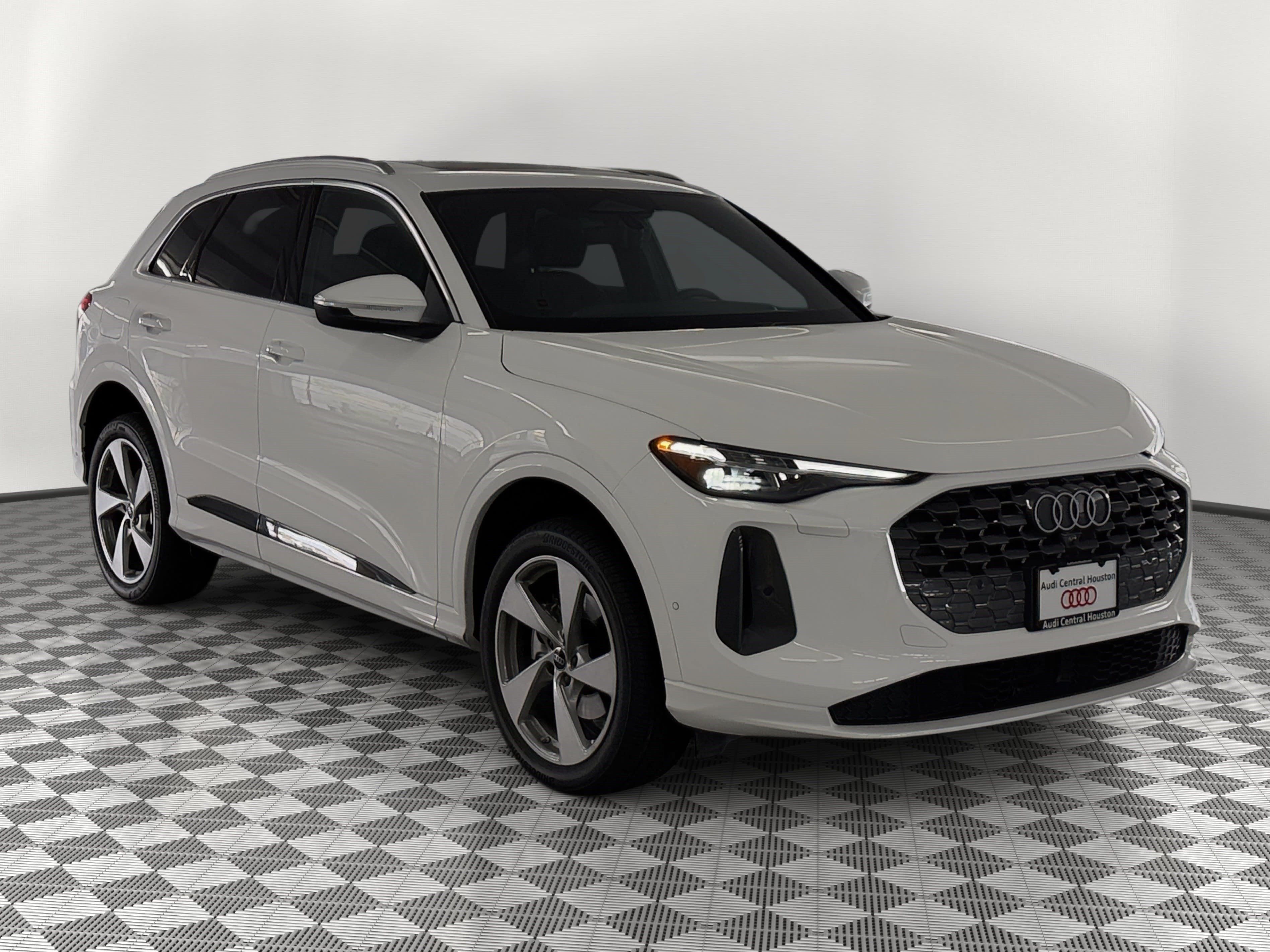 New 2026 Audi Q5 Premium Plus AWD/4WD image 7