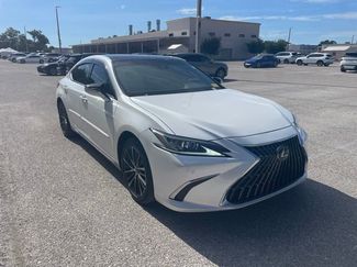 Used 2024 Lexus ES 350 w/ Premium Package FWD video 1