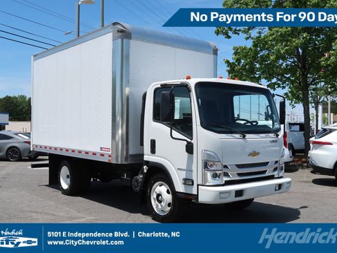 Used 2025 Chevrolet Low Cab Forward RWD image 1