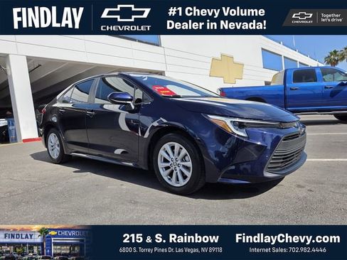 Used 2025 Toyota Corolla LE w/ LE Premium Package FWD image 1