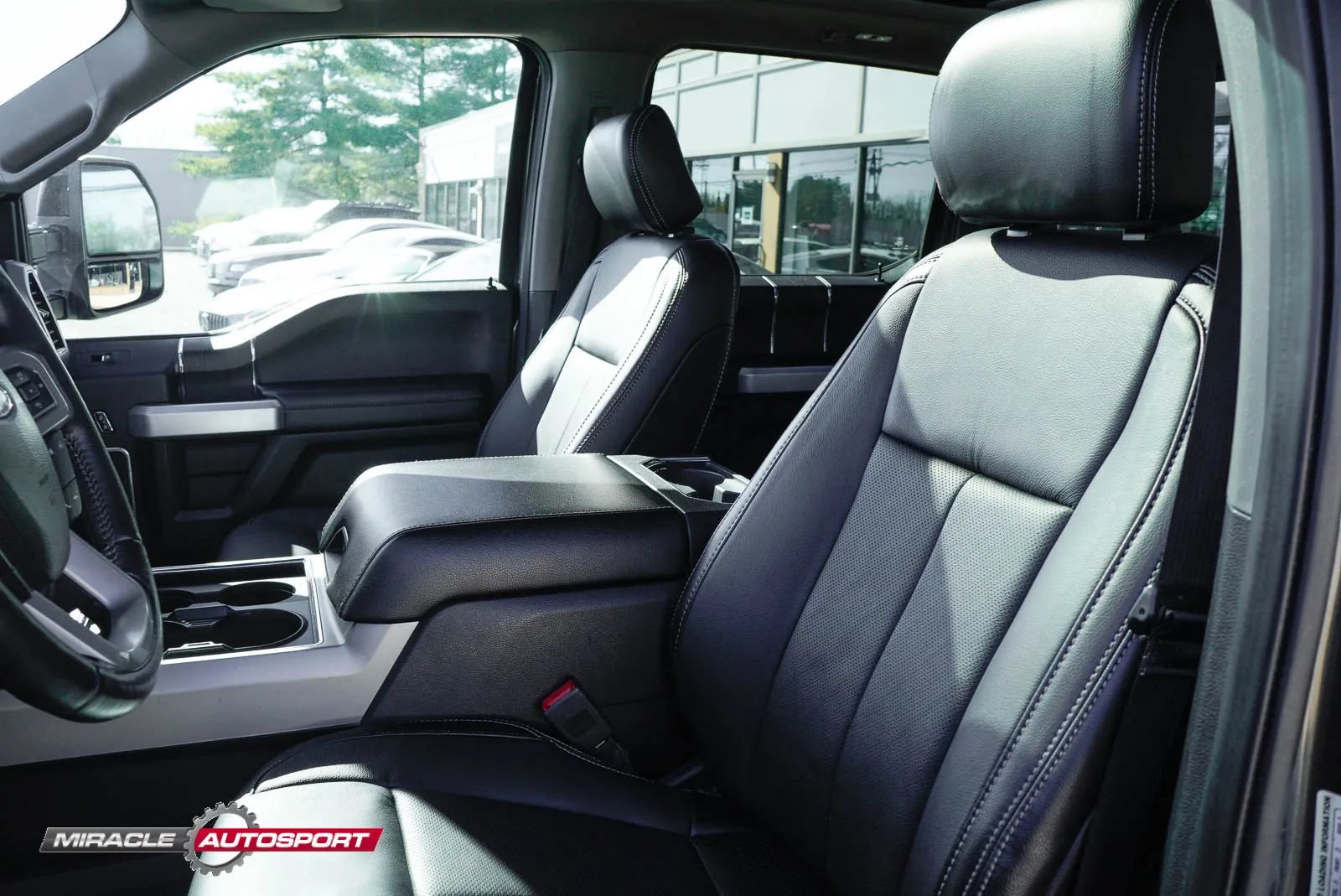 Used 2020 Ford F350 Lariat AWD/4WD image 19