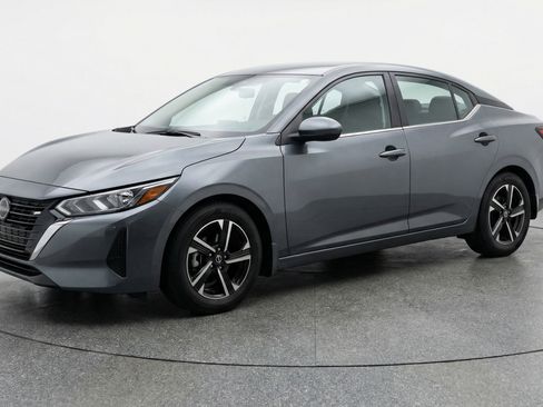 Used 2025 Nissan Sentra SV FWD image 3