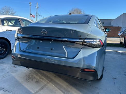 New 2026 Nissan Sentra SL w/ Floor Mat Package image 4