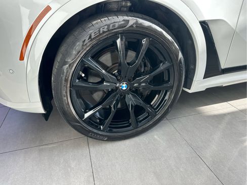 Used 2024 BMW X7 xDrive40i w/ M Sport Package image 13