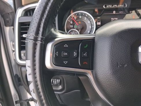 Used 2020 RAM 1500 Laramie RWD image 17