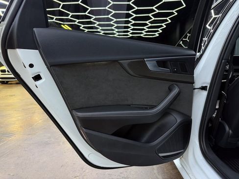 Used 2018 Audi S4 Premium Plus w/ Navigation Package image 18