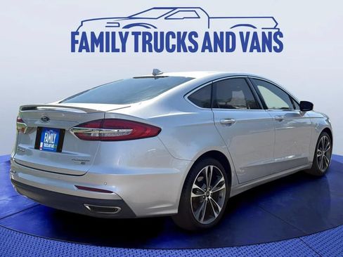 Used 2019 Ford Fusion Titanium AWD/4WD image 5