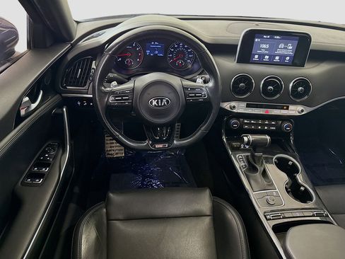 Used 2020 Kia Stinger GT-Line image 17