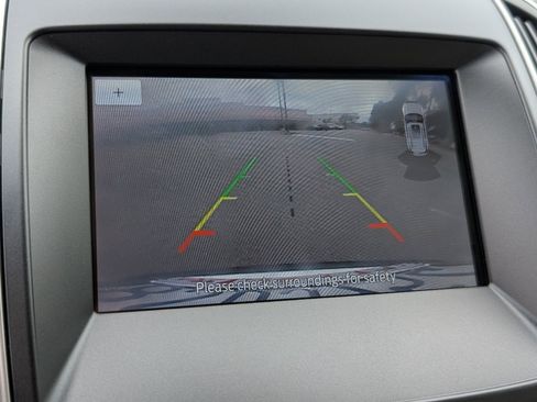 Used 2020 Ford Edge SEL w/ Convenience Package FWD image 6