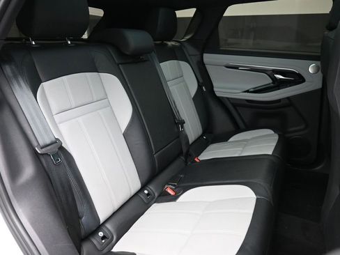 Used 2022 Land Rover Range Rover Evoque R-Dynamic SE AWD/4WD image 26