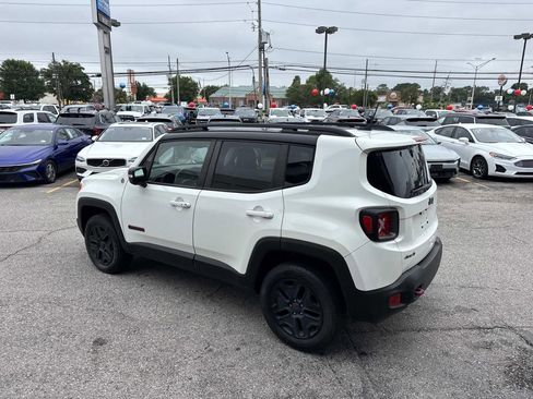 Used 2018 Jeep Renegade Trailhawk w/ Safety & Security Group AWD/4WD image 6