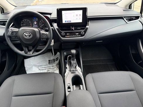 Used 2023 Toyota Corolla LE image 13