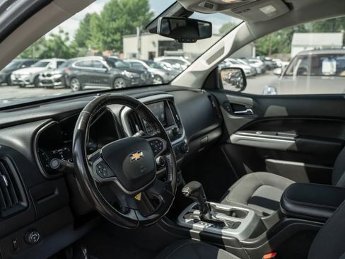 Used 2021 Chevrolet Colorado LT w/ LT Convenience Package RWD image 6