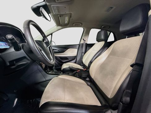 Used 2020 Buick Encore Preferred FWD image 22