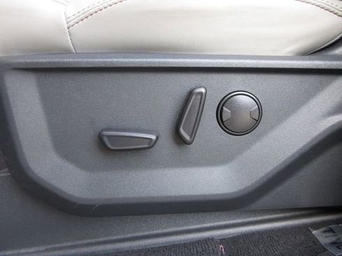 Certified 2025 Ford Expedition Max Active image 12