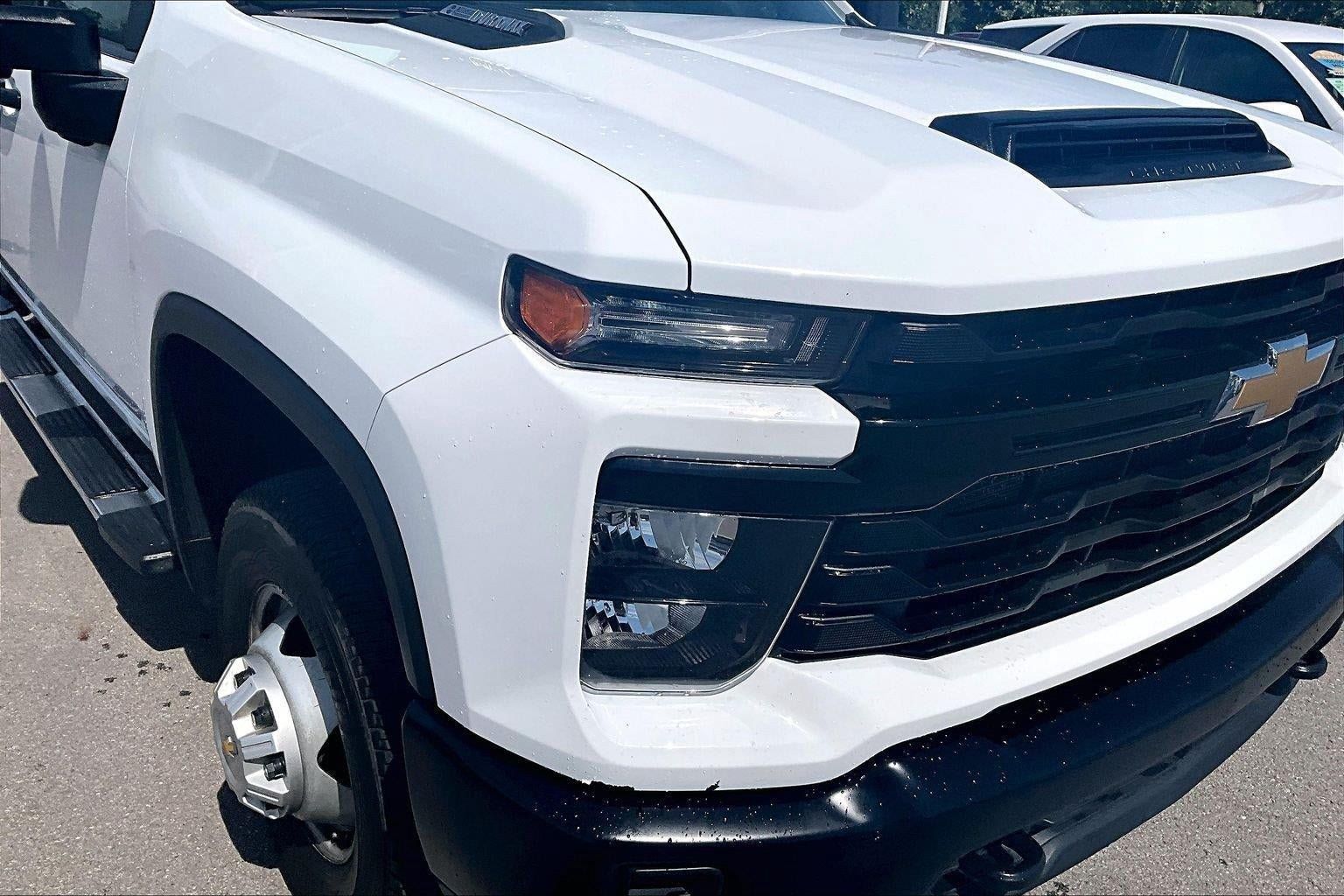 Used 2026 Chevrolet Silverado 3500 W/T AWD/4WD image 23