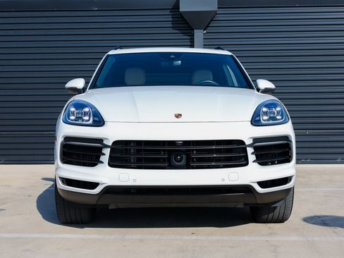 Certified 2023 Porsche Cayenne image 10
