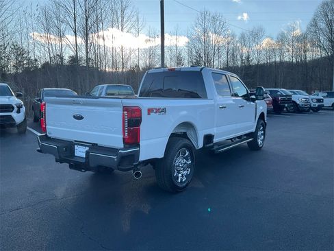 New 2026 Ford F250 Lariat w/ Chrome Package image 5