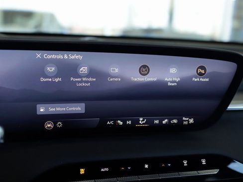 Used 2025 Buick Enclave Preferred image 15