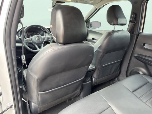 Used 2020 Nissan Kicks SR w/ SR Premium Package image 26