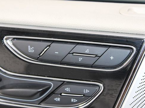 Used 2020 Lincoln Navigator L Reserve w/ Luxury Package AWD/4WD image 47