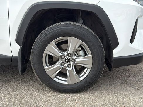 Used 2024 Toyota RAV4 XLE w/ Convenience Package image 29