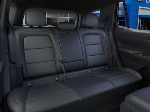 New 2026 Chevrolet Equinox LT w/ Convenience Package II image 17