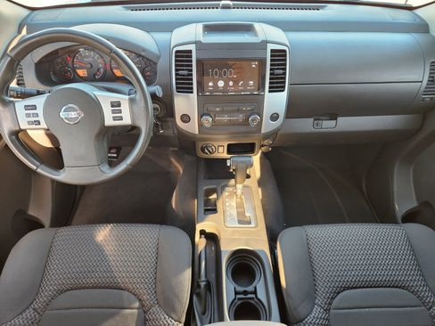 Used 2019 Nissan Frontier SV image 24