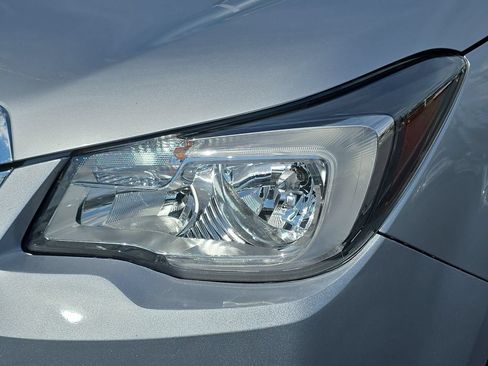 Used 2018 Subaru Forester 2.5i Premium AWD/4WD image 32