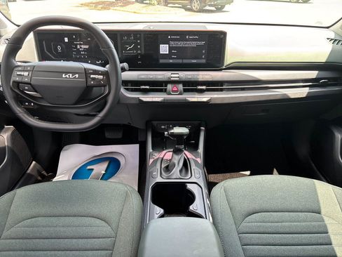 Used 2025 Kia K4 EX FWD image 35