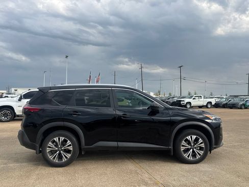 Used 2023 Nissan Rogue SV w/ SV Premium B Package FWD image 24