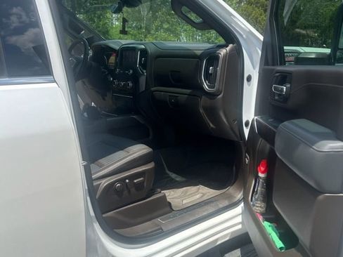 Used 2020 GMC Sierra 2500 Denali w/ Denali Ultimate Package AWD/4WD image 4