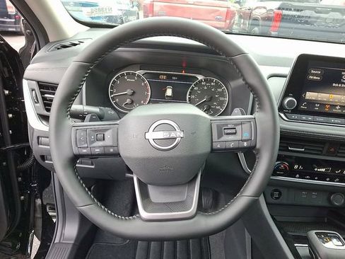 New 2026 Nissan Rogue SV w/ SV Premium Package image 17