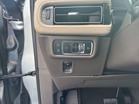 Certified 2023 Lincoln Nautilus AWD image 26