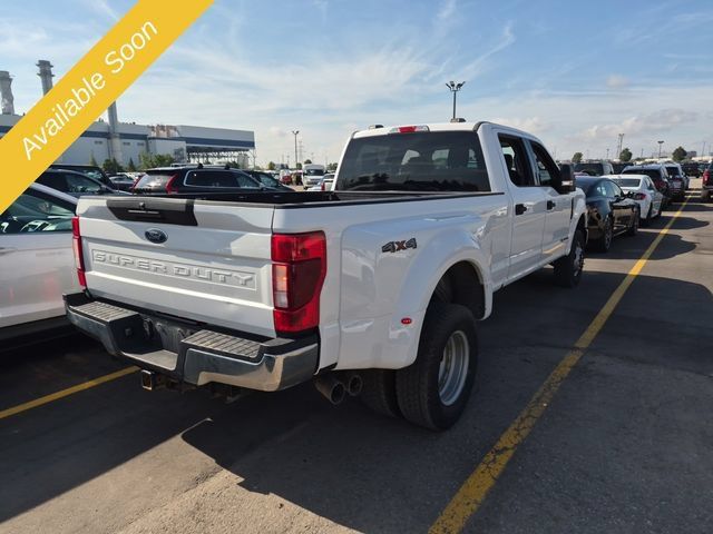 Used 2022 Ford F350 XLT AWD/4WD image 5
